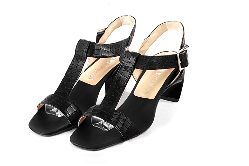 Satin black elegant fully open sandals with instep strap. Square toe. Medium comma heels.